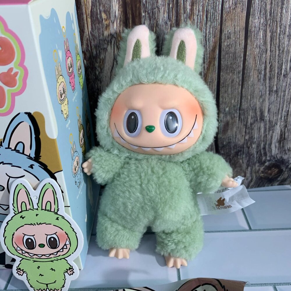 POP MART Labubu The Monsters Exciting Macaron GreenGrape - Picture 2 of 7